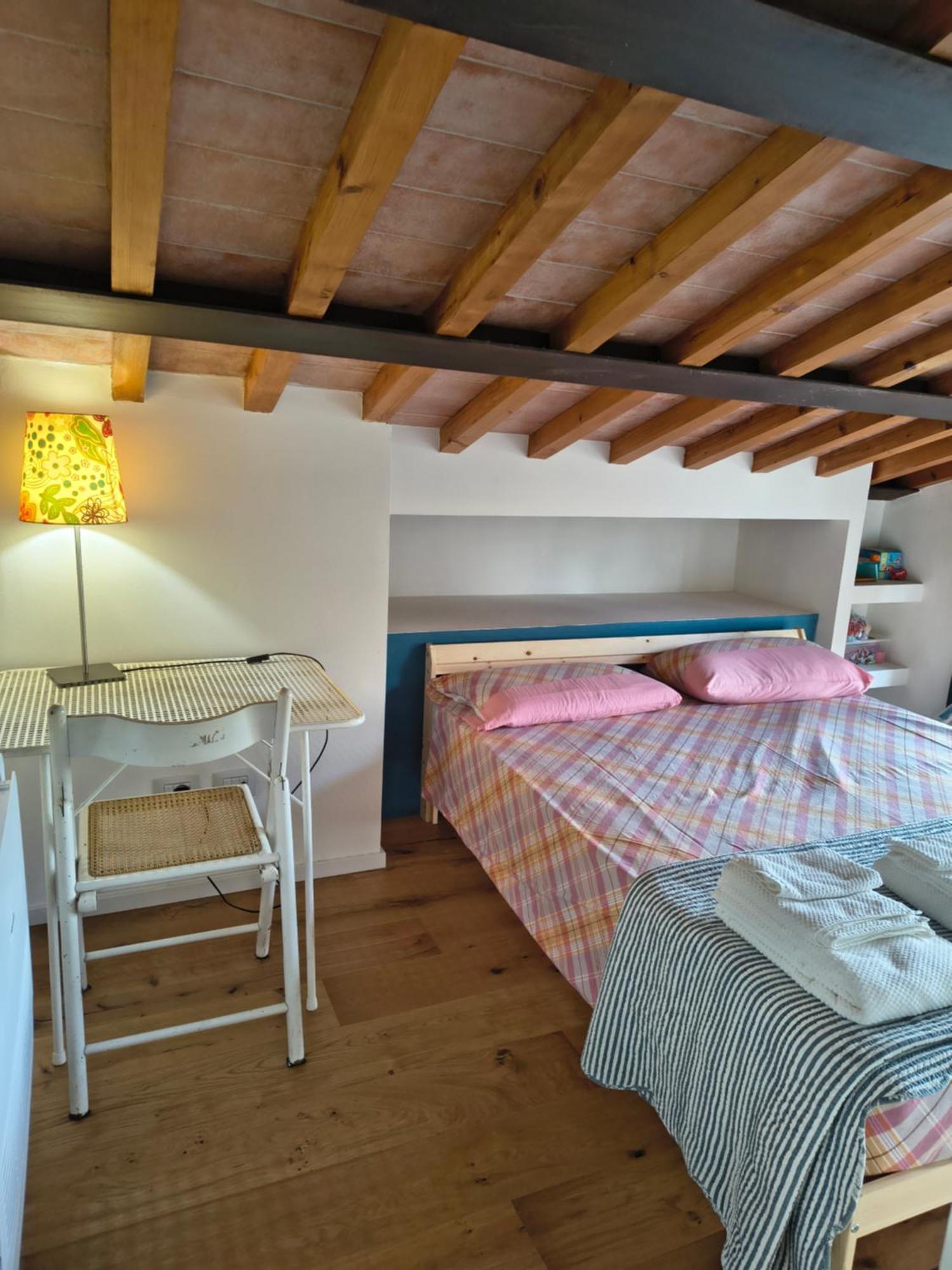 شقة La Giravolta Loft Urban & Gea مونتيلوبو فيورنتينو المظهر الخارجي الصورة