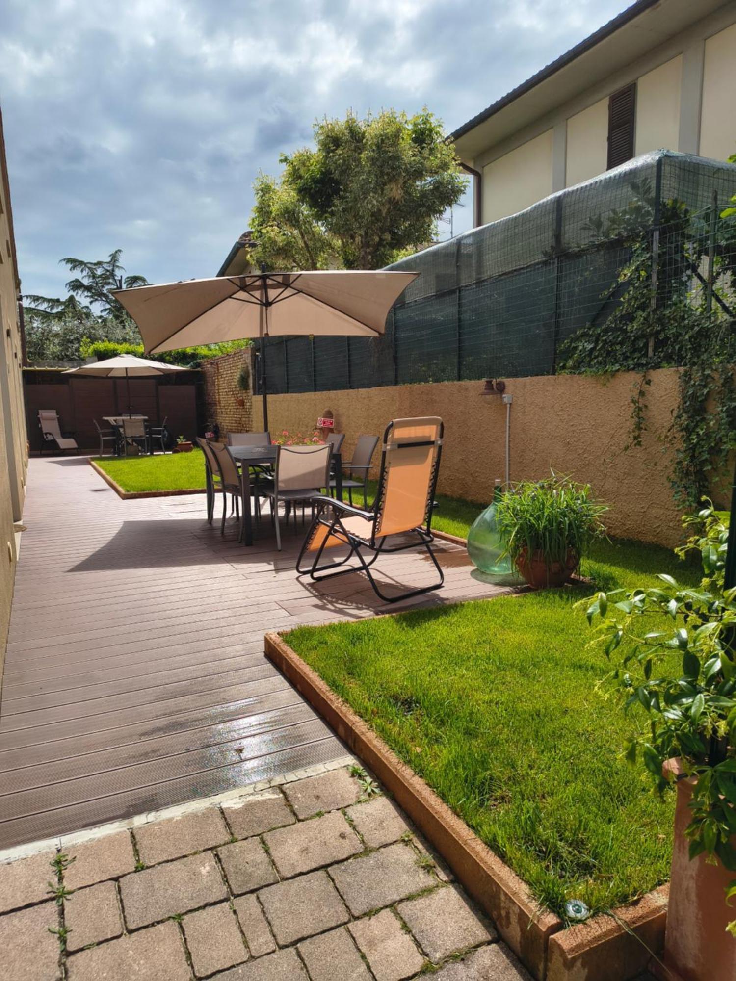 شقة La Giravolta Loft Urban & Gea مونتيلوبو فيورنتينو المظهر الخارجي الصورة